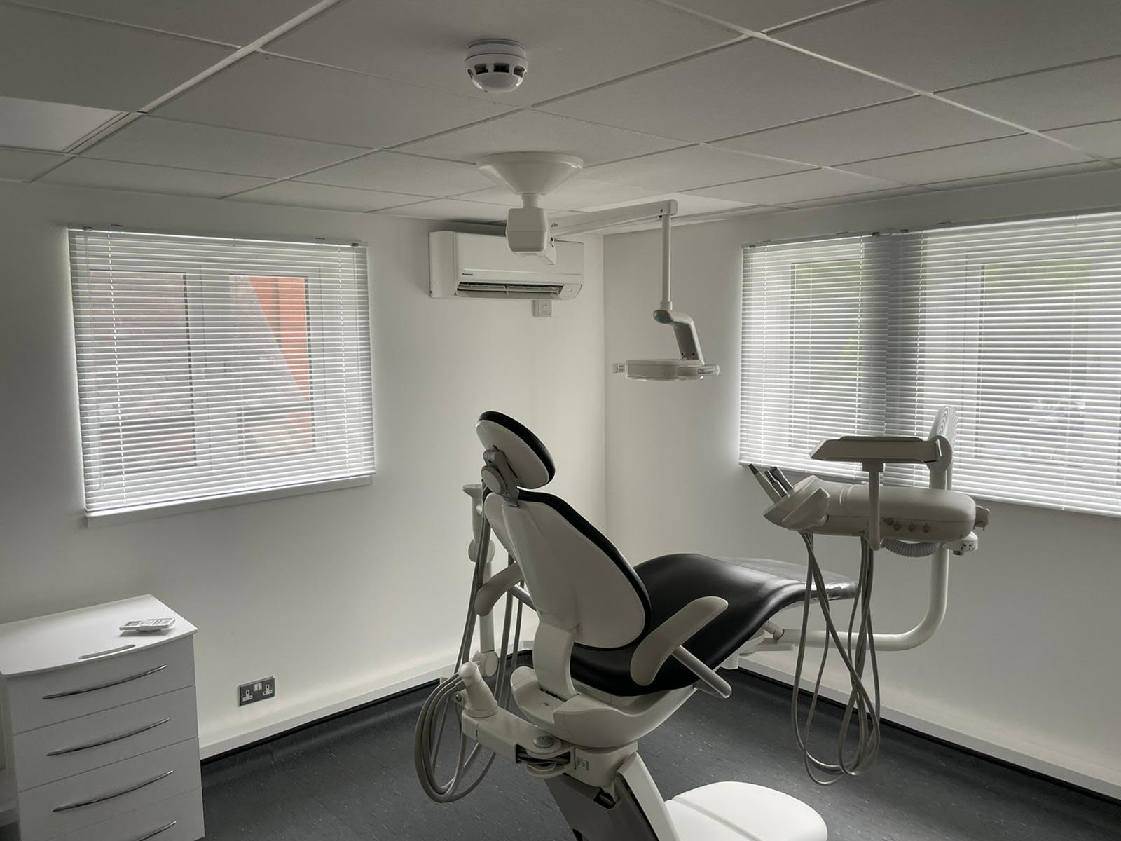 AC Unit in Dentist room